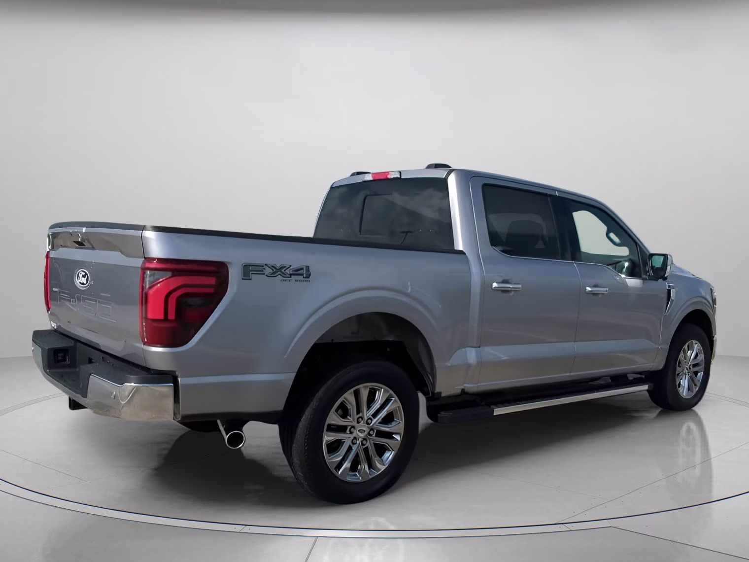 2026 Iconic Silver Metallic Ford F-150 LARIAT Crew Cab Pickup 4X4 Truck