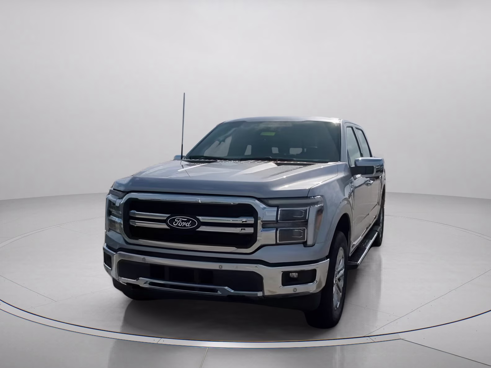 2026 Iconic Silver Metallic Ford F-150 LARIAT Crew Cab Pickup 4X4 Truck