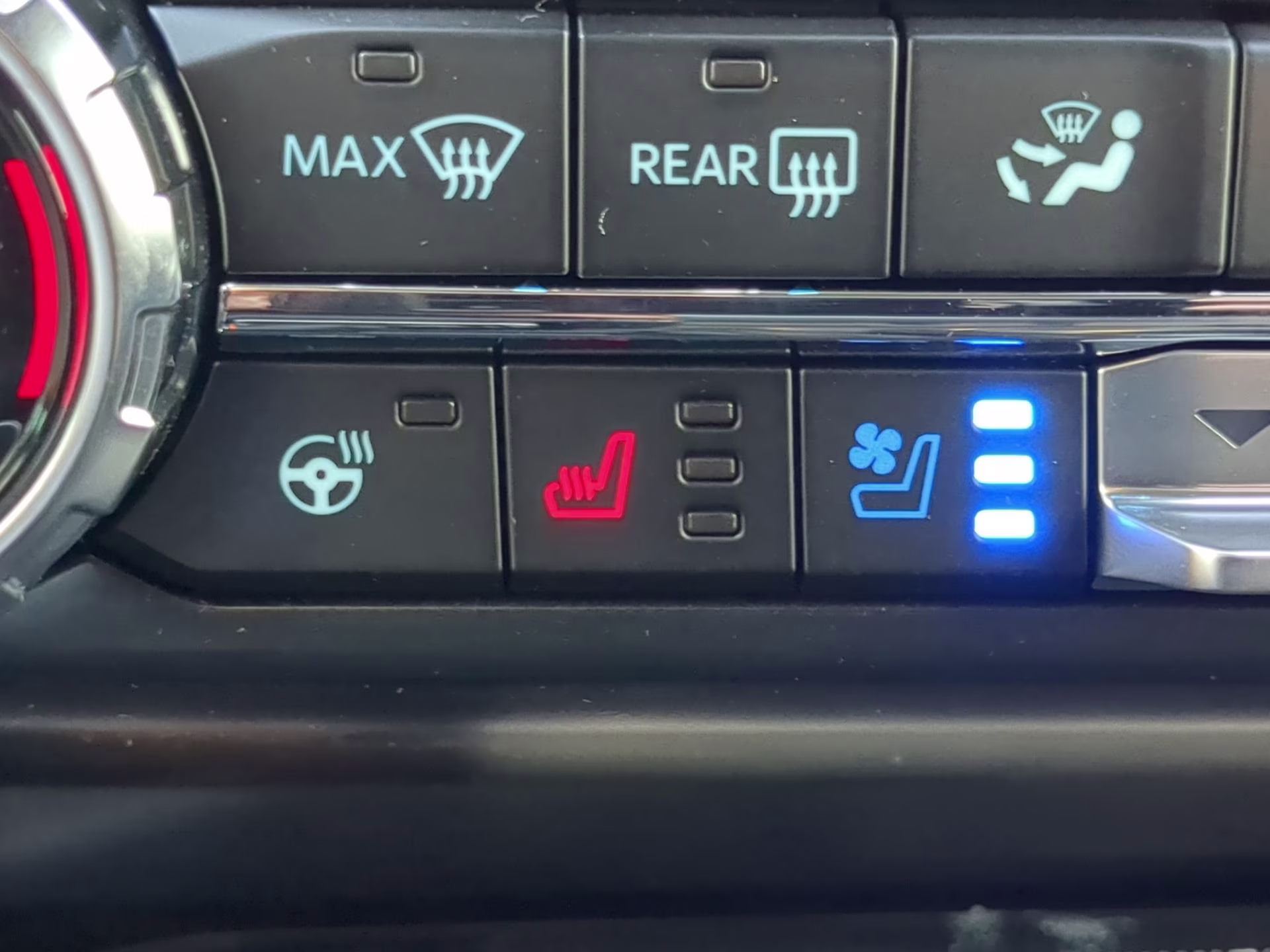 2026 Avalanche Ford F-150 LARIAT Crew Cab Pickup 4X4 Truck