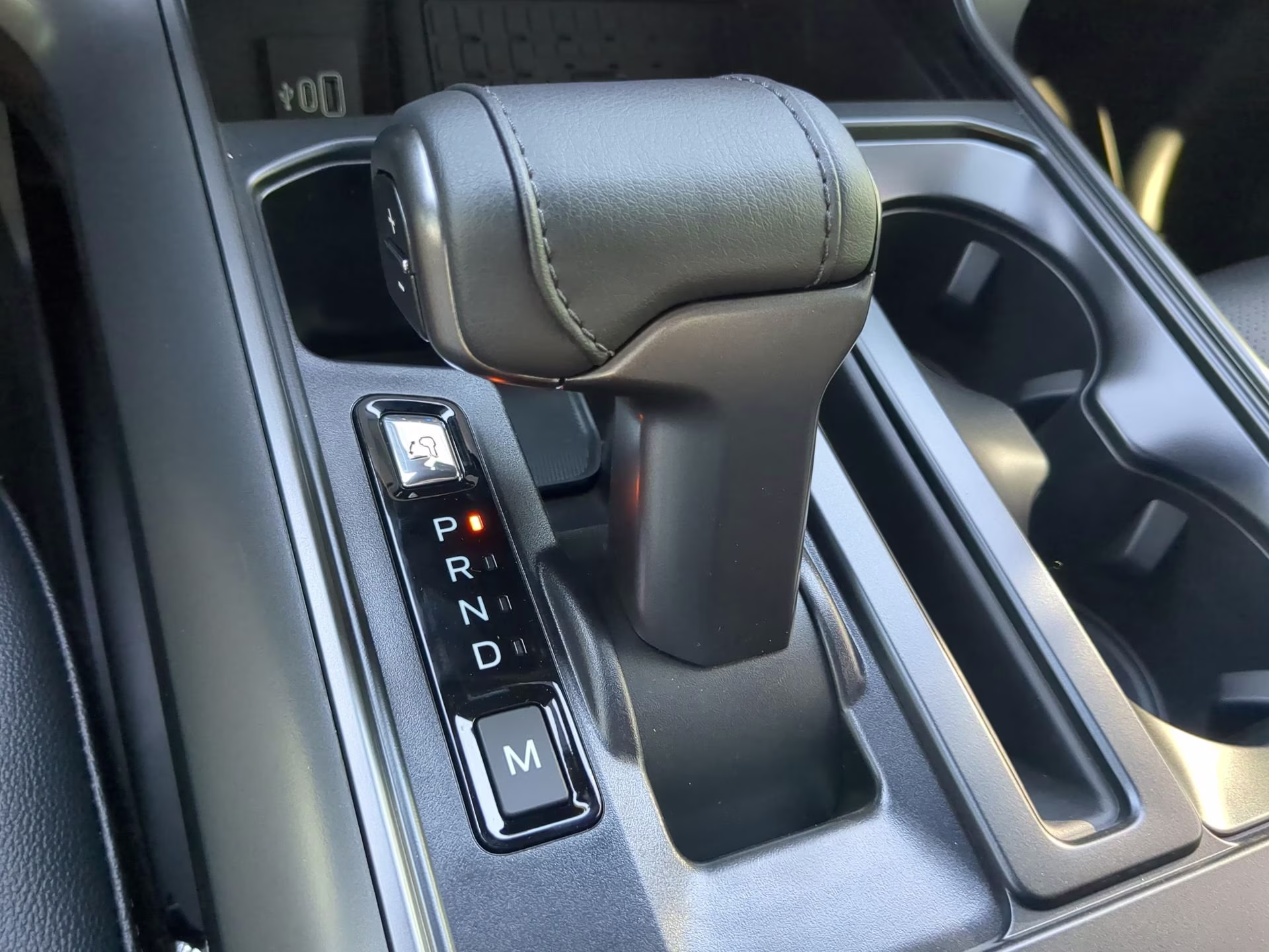 2026 Avalanche Ford F-150 LARIAT Crew Cab Pickup 4X4 Truck