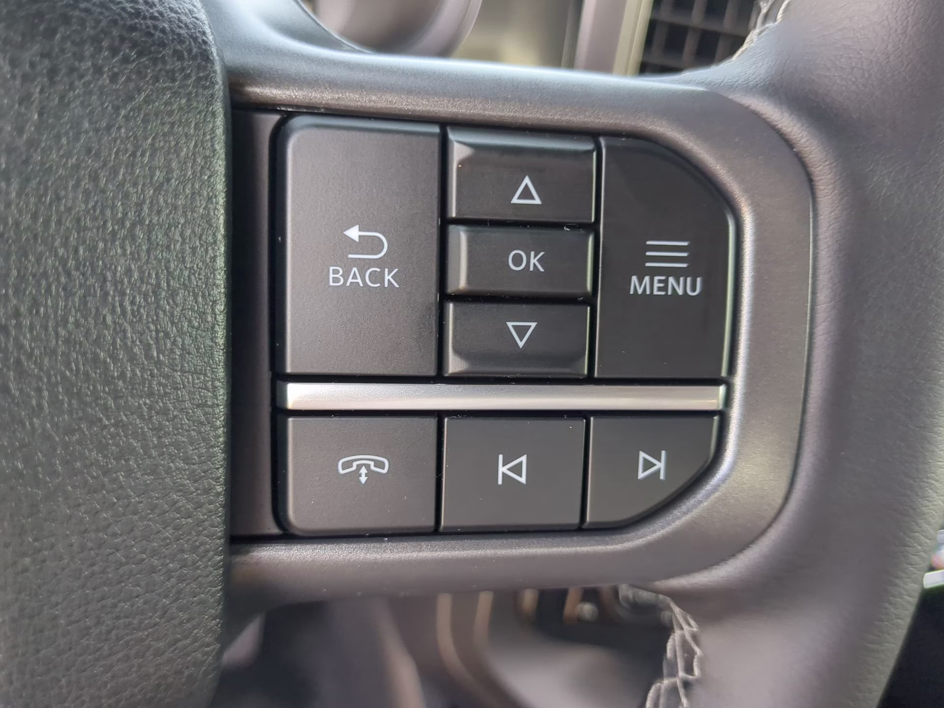2026 Avalanche Ford F-150 LARIAT Crew Cab Pickup 4X4 Truck