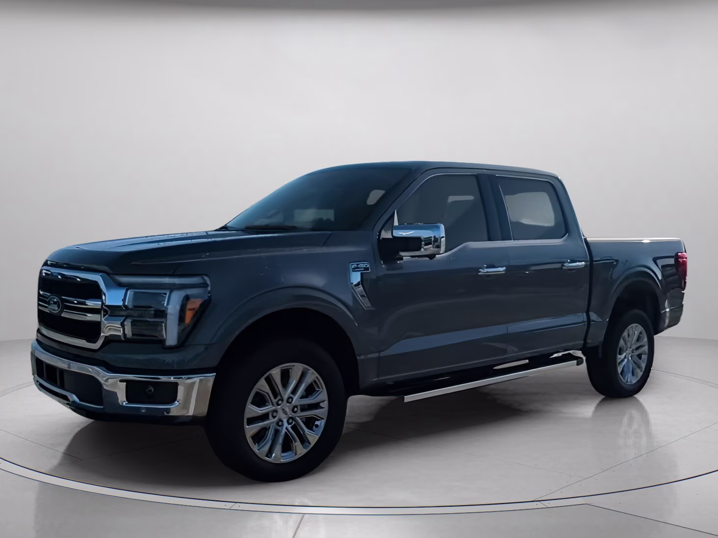 2026 Carbonized Gray Metallic Ford F-150 LARIAT Crew Cab Pickup 4X4 Truck