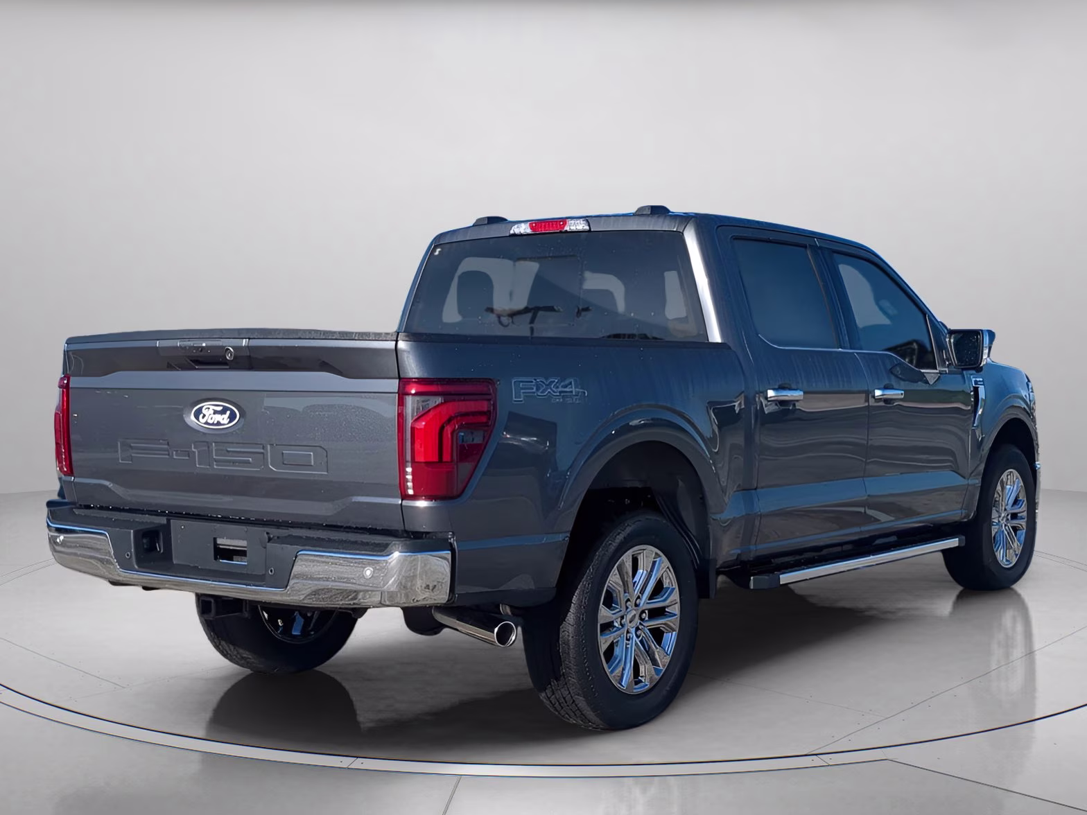2026 Carbonized Gray Metallic Ford F-150 LARIAT Crew Cab Pickup 4X4 Truck