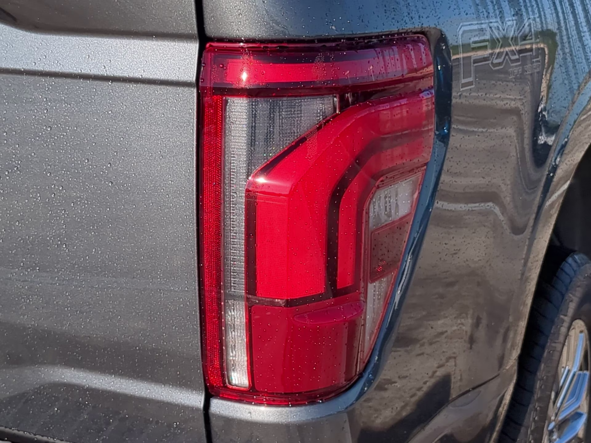 2026 Carbonized Gray Metallic Ford F-150 LARIAT Crew Cab Pickup 4X4 Truck