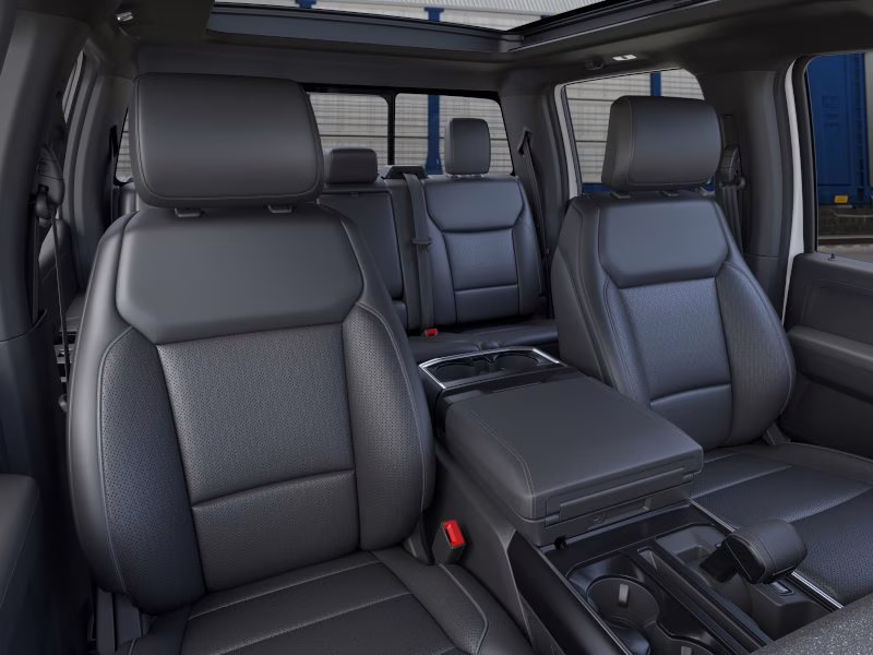 2026 Star White Metallic Tri-Coat Ford F-150 LARIAT Crew Cab Pickup 4X4 Truck