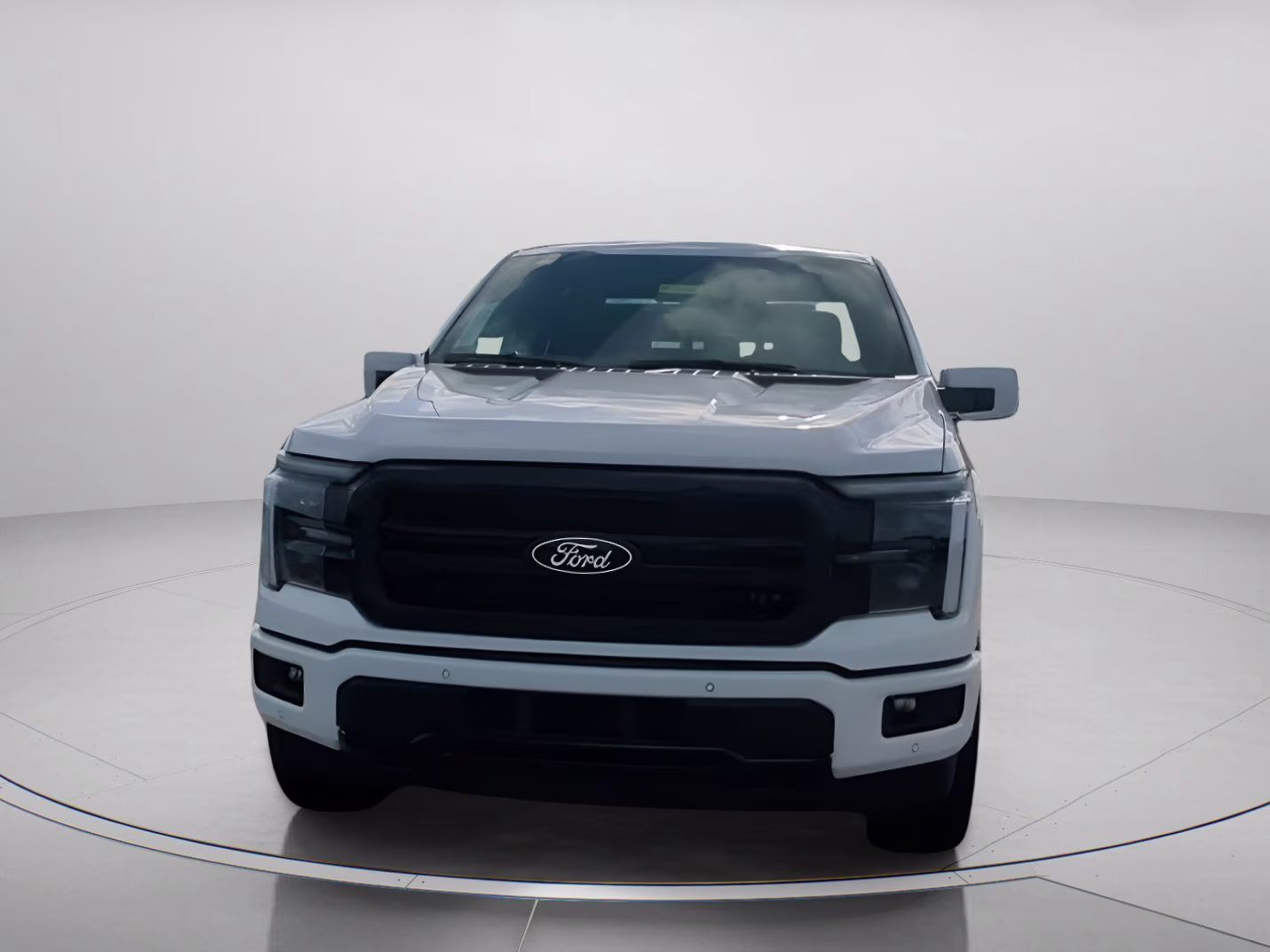 2026 Star White Metallic Tri-Coat Ford F-150 LARIAT Crew Cab Pickup 4X4 Truck