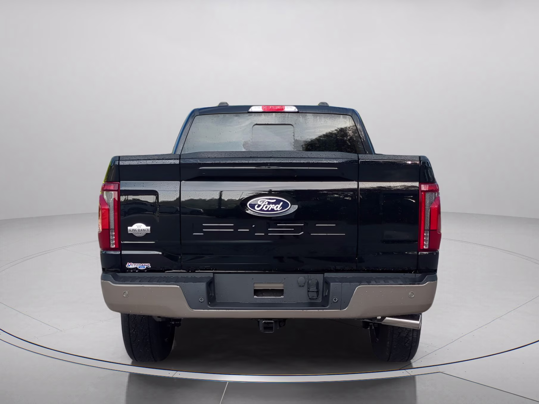 2026 Agate Black Metallic Ford F-150 King Ranch Crew Cab Pickup 4X4 Truck