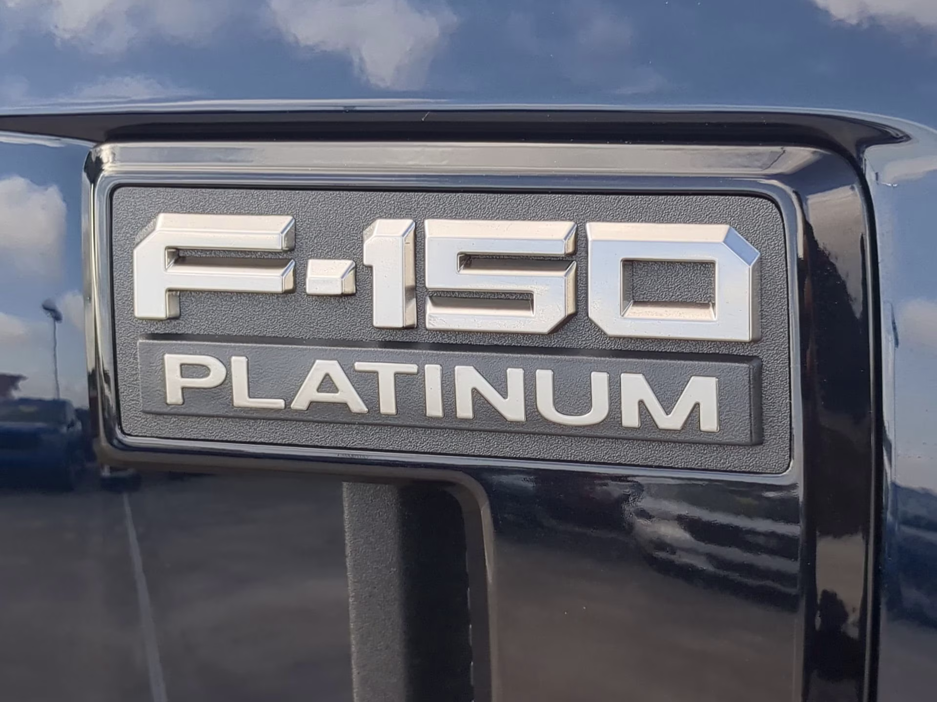 2026 Antimatter Blue Metallic Ford F-150 Platinum Crew Cab Pickup 4X4 Truck