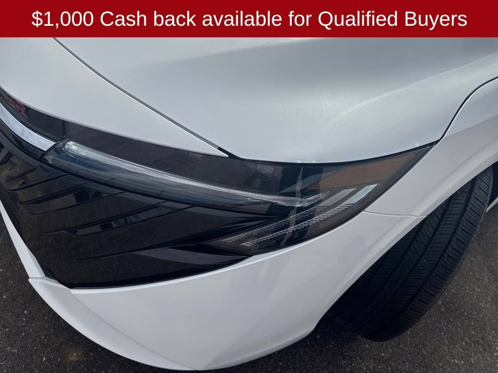 2026 Aspen White Tricoat Nissan Sentra SR FWD Sedan