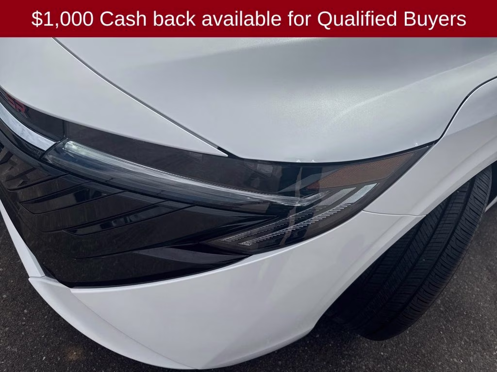 2026 Aspen White Tricoat Nissan Sentra SR FWD Sedan