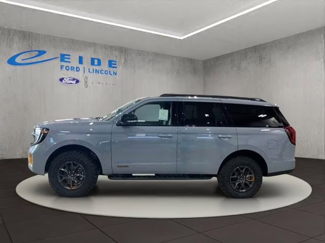 2026 Glacier Gray Metallic Tri-Coat Ford Expedition Tremor 4X4 SUV