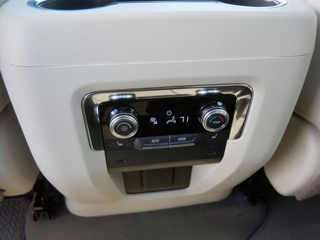 2026 Glacier White Tricoat GMC Yukon XL Denali 4X4 SUV