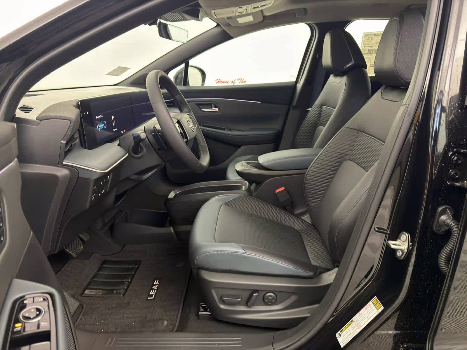 2026 Black Diamond Pearl Nissan LEAF PLATINUM+ FWD SUV