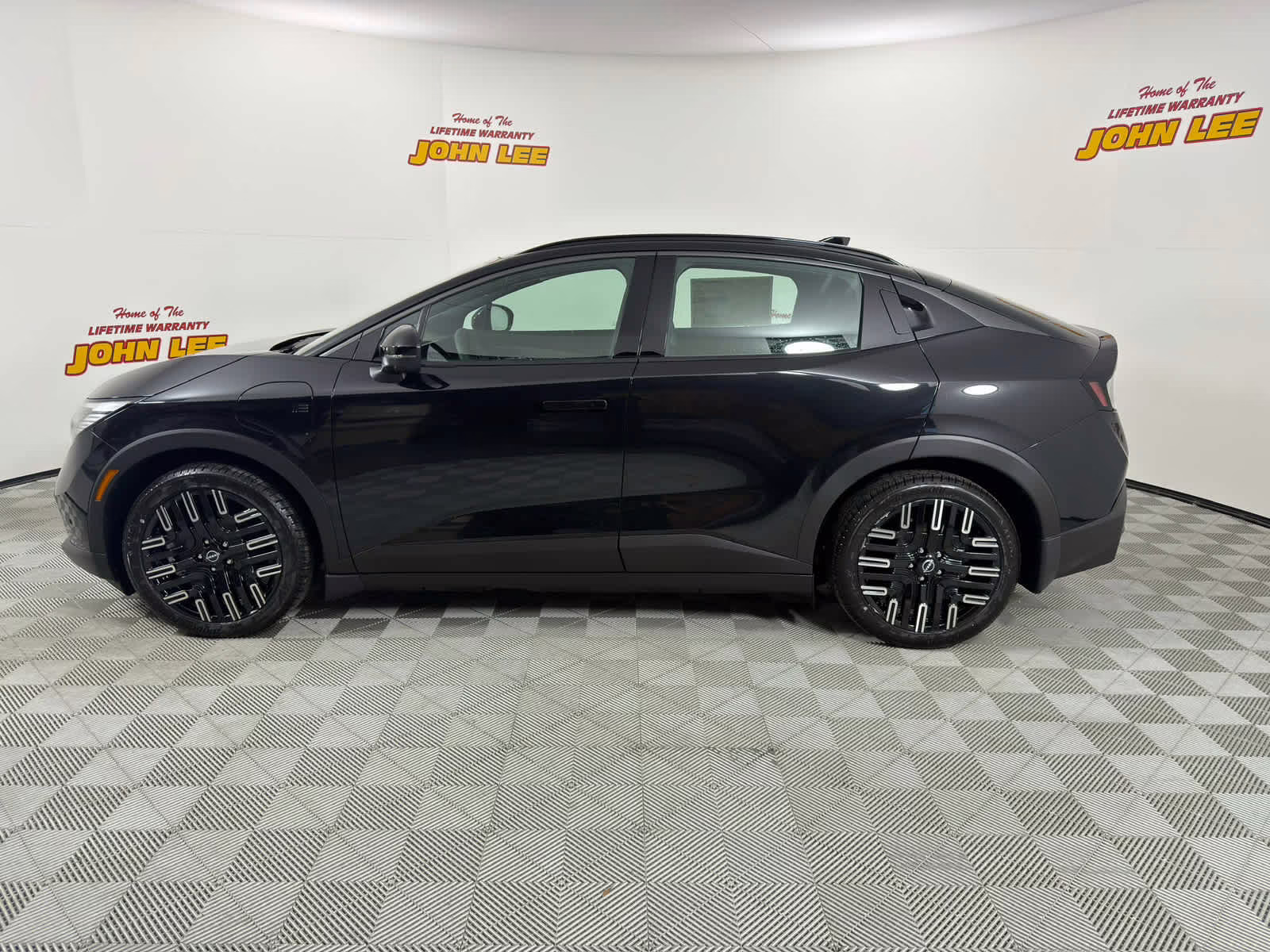 2026 Black Diamond Pearl Nissan LEAF PLATINUM+ FWD SUV