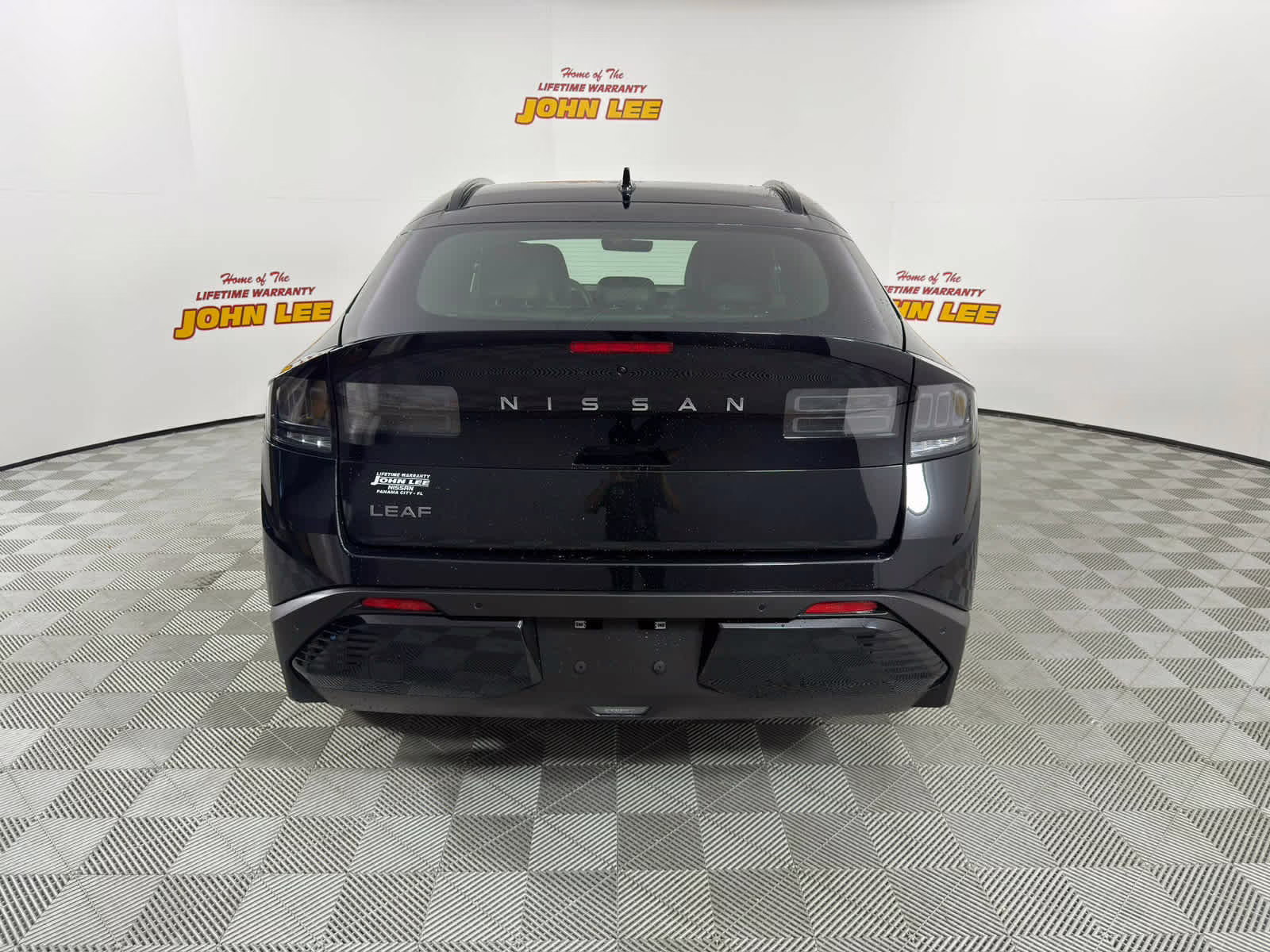 2026 Black Diamond Pearl Nissan LEAF PLATINUM+ FWD SUV