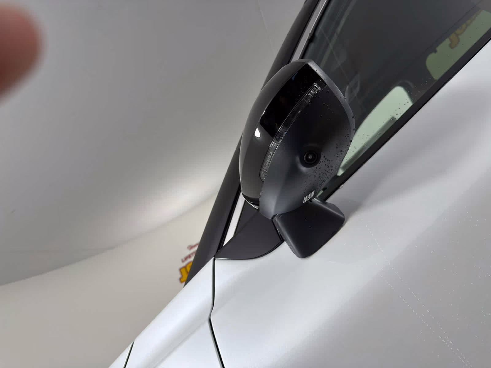 2026 Everest White Pearl/Super Black Nissan Rogue Platinum AWD SUV