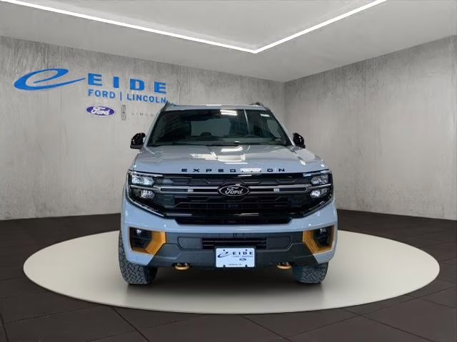 2026 Glacier Gray Metallic Tri-Coat Ford Expedition Tremor 4X4 SUV