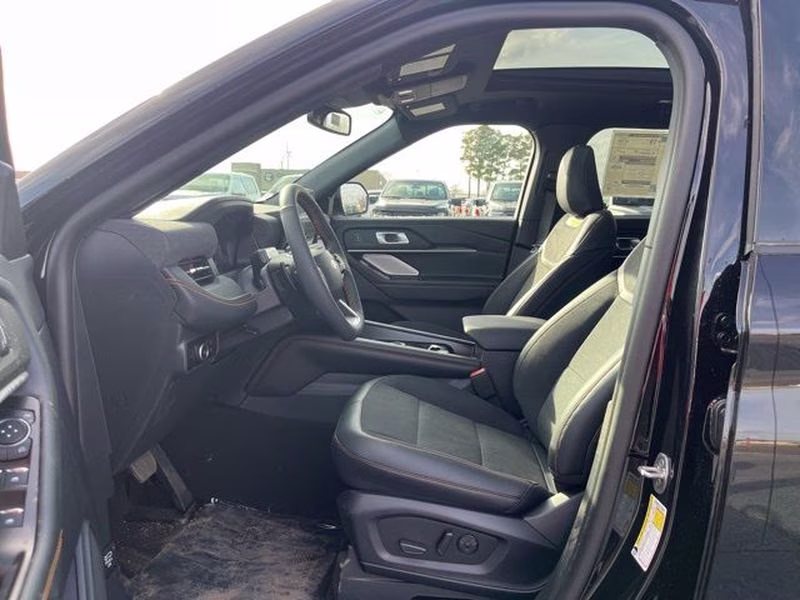 2026 Agate Black Metallic Ford Explorer Tremor 4X4 SUV