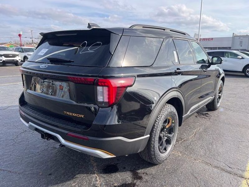 2026 Agate Black Metallic Ford Explorer Tremor 4X4 SUV