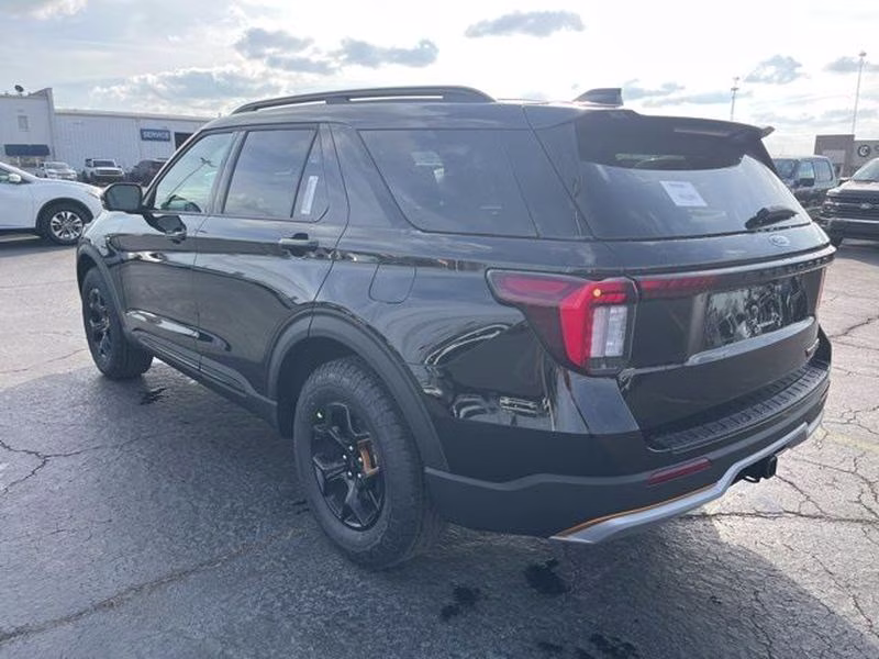 2026 Agate Black Metallic Ford Explorer Tremor 4X4 SUV