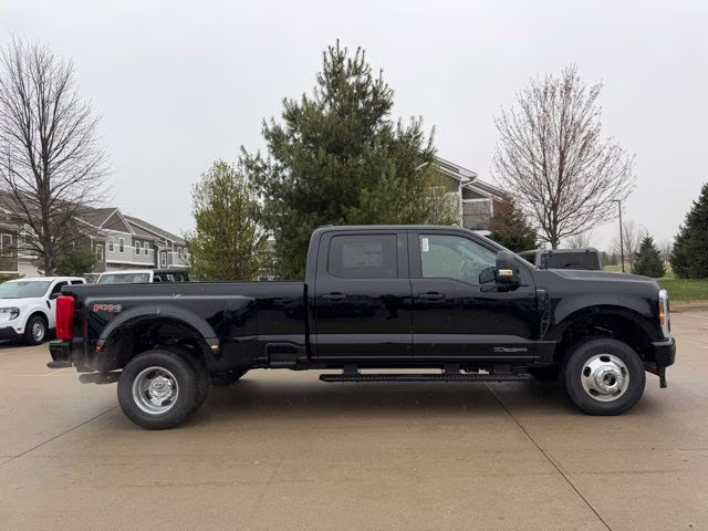 2026 Agate Black Metallic Ford Super Duty F-350 DRW XL 4X4 Truck