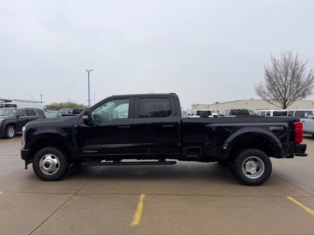 2026 Agate Black Metallic Ford Super Duty F-350 DRW XL 4X4 Truck