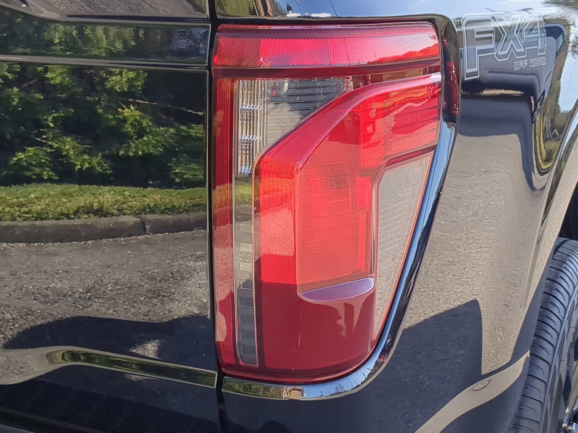 2026 Antimatter Blue Metallic Ford F-150 XLT Crew Cab Pickup 4X4 Truck