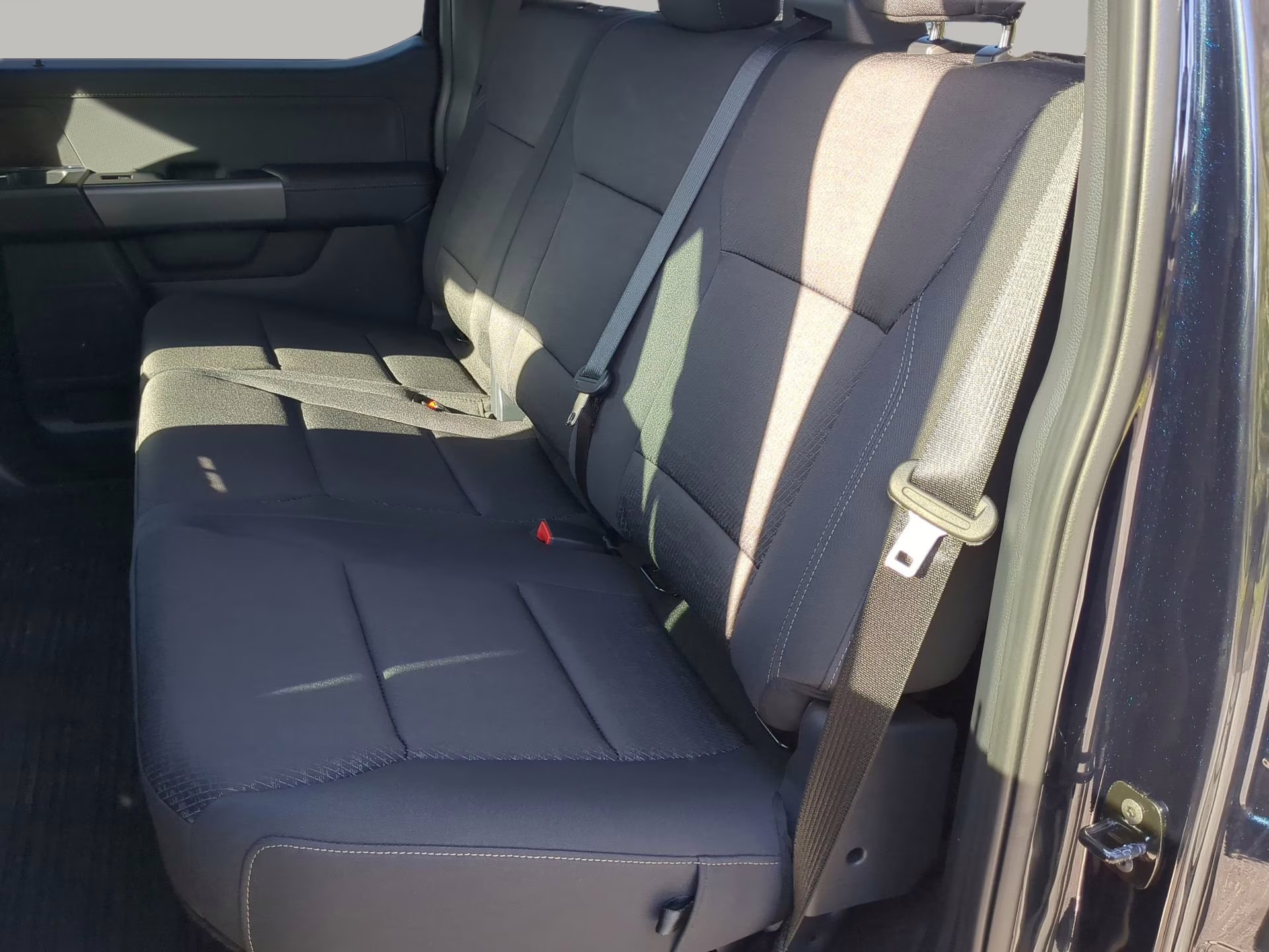 2026 Antimatter Blue Metallic Ford F-150 XLT Crew Cab Pickup 4X4 Truck