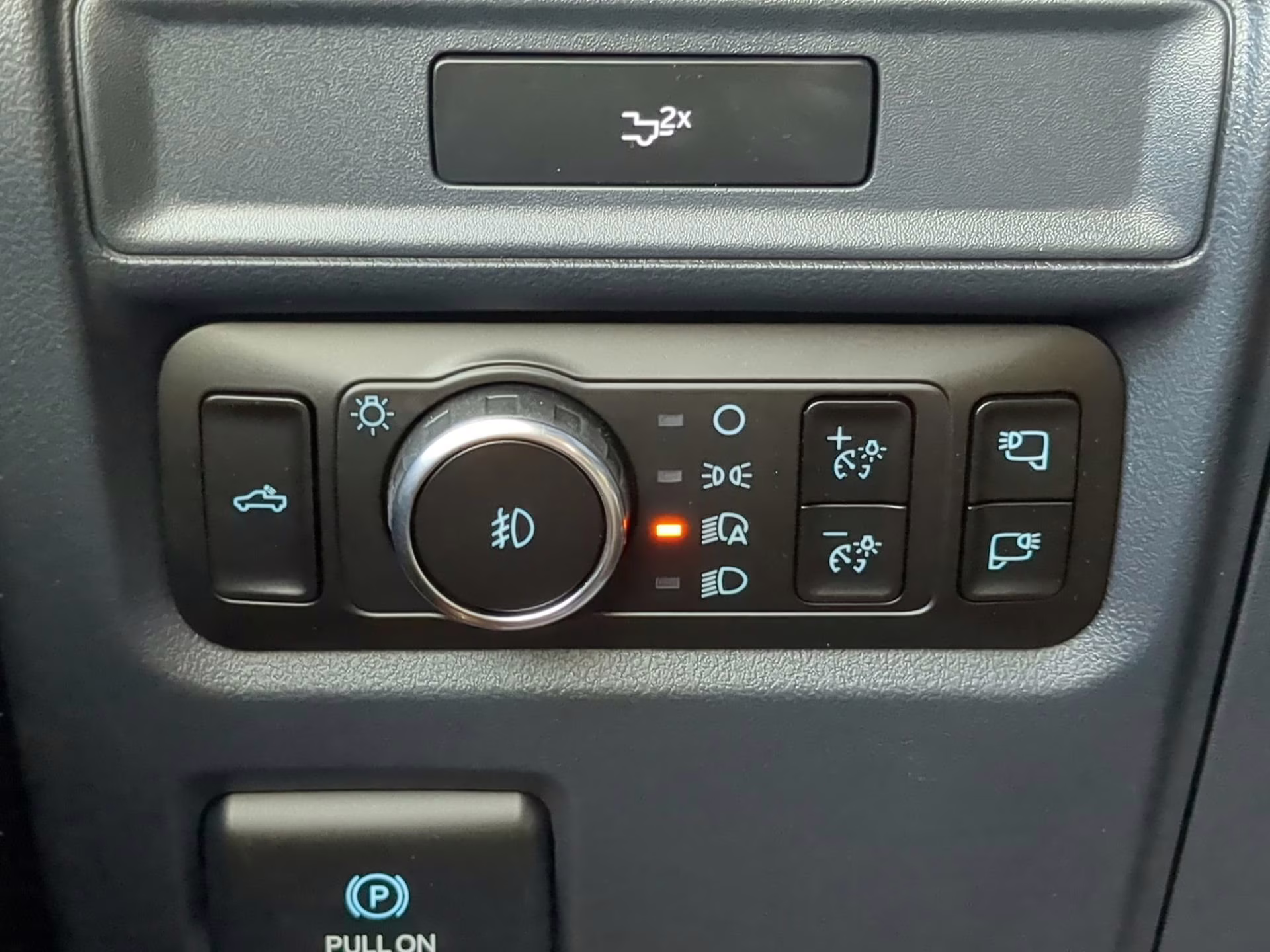 2026 Antimatter Blue Metallic Ford F-150 XLT Crew Cab Pickup 4X4 Truck