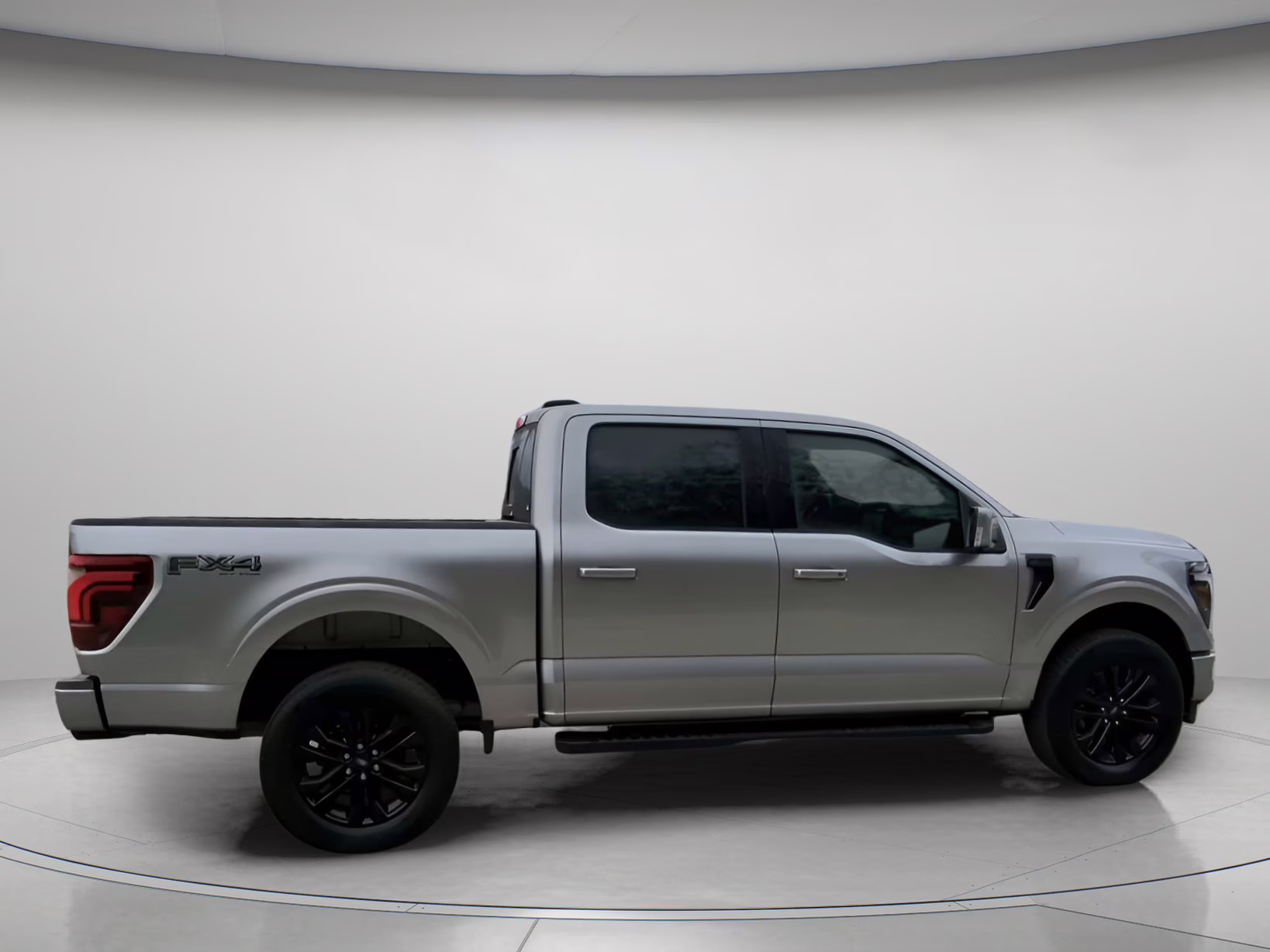 2026 Iconic Silver Metallic Ford F-150 LARIAT Crew Cab Pickup 4X4 Truck