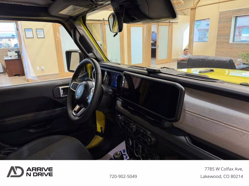 2024 Jeep Wrangler 4 Door Sahara Sport Utility 4D 4X4