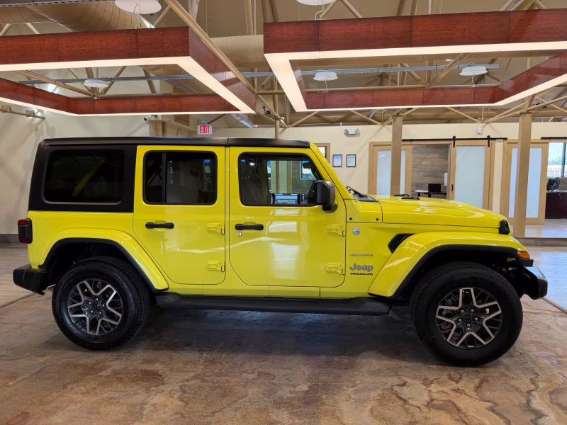 2024 Jeep Wrangler 4 Door Sahara Sport Utility 4D 4X4