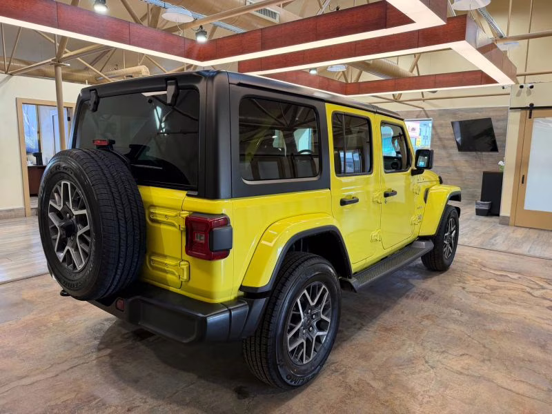 2024 Jeep Wrangler 4 Door Sahara Sport Utility 4D 4X4