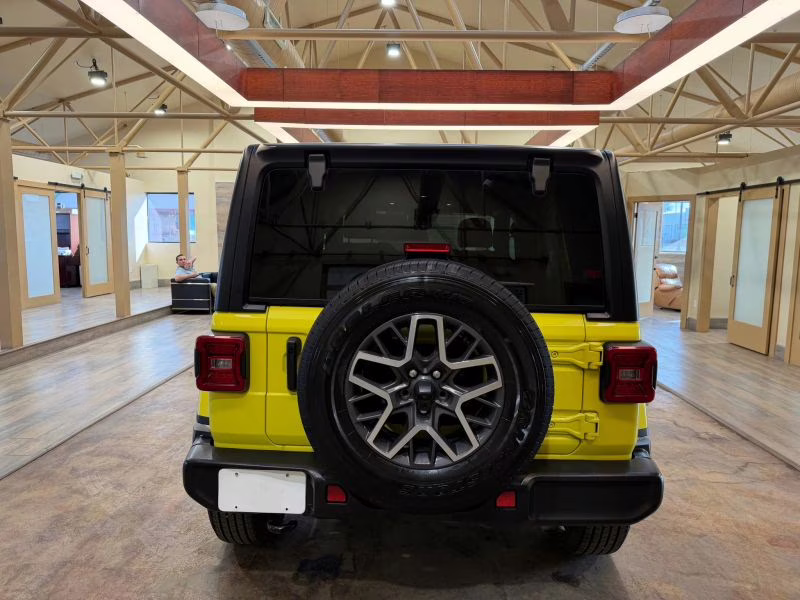 2024 Jeep Wrangler 4 Door Sahara Sport Utility 4D 4X4