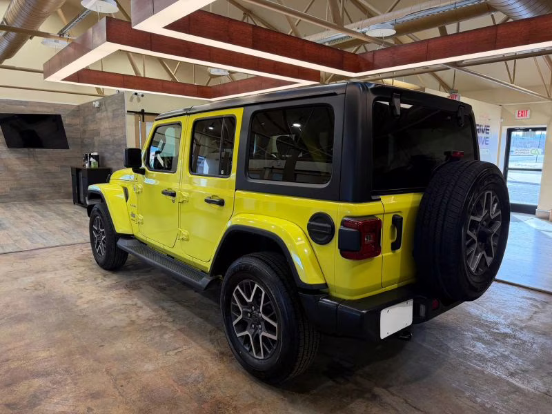 2024 Jeep Wrangler 4 Door Sahara Sport Utility 4D 4X4