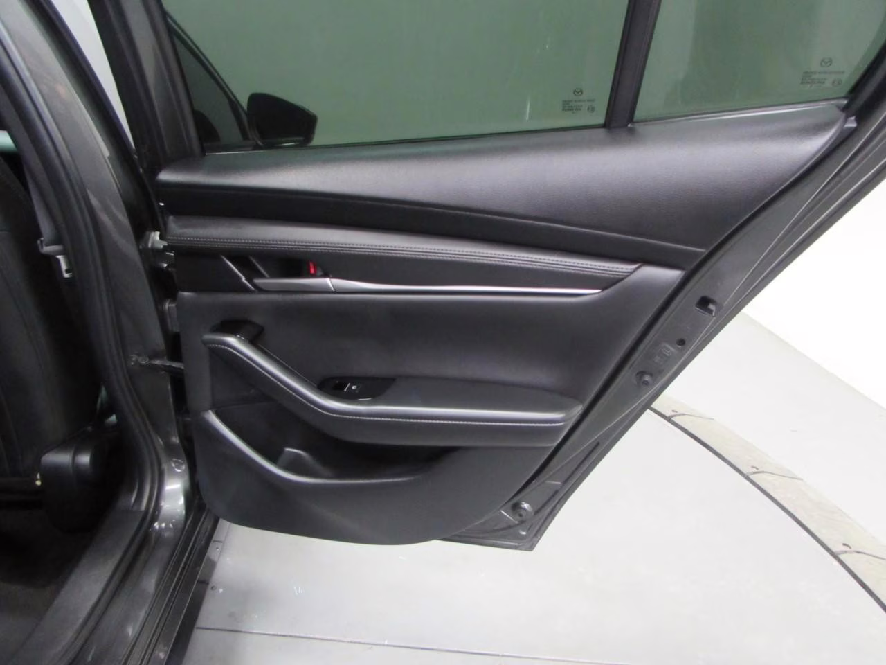 2024 Machine Gray Metallic Mazda Mazda3 2.5 S Select Sport FWD Sedan