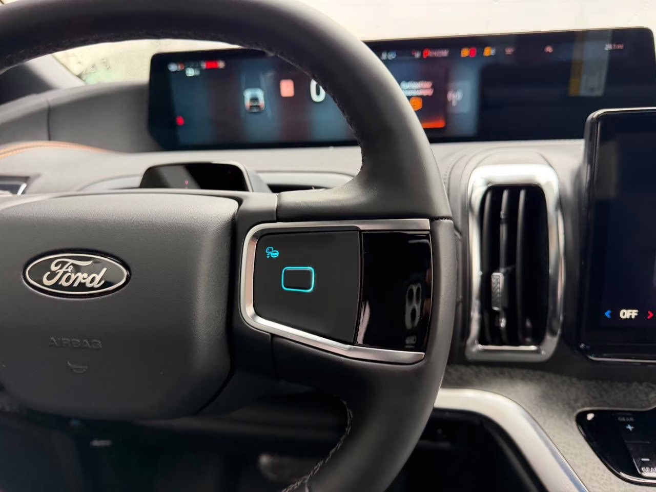 2026 Agate Black Metallic Ford Expedition Tremor 4X4 SUV