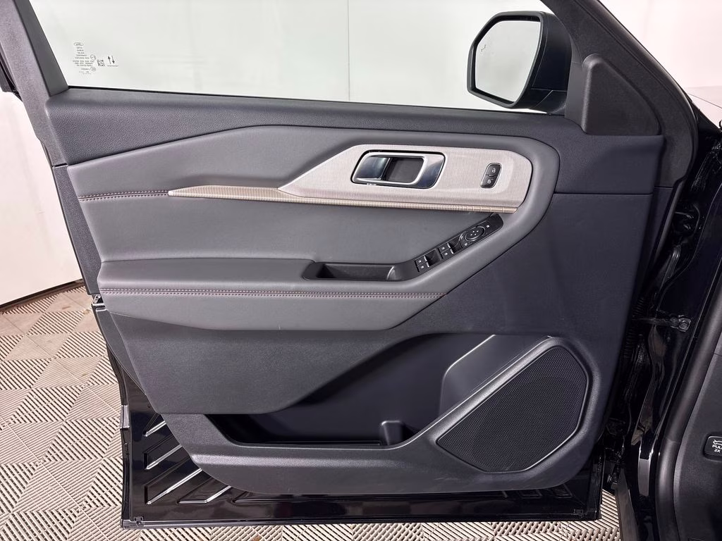 2026 Black Metallic Ford Explorer Active RWD SUV