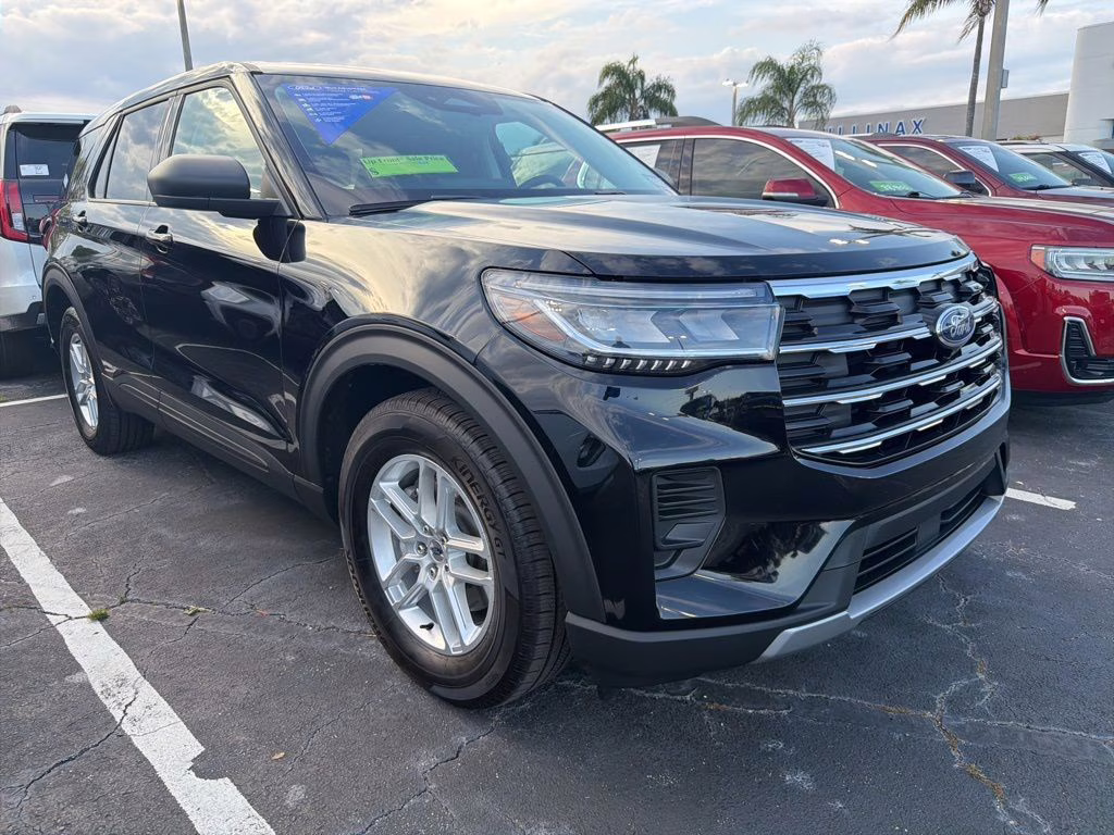 2026 Black Metallic Ford Explorer Active RWD SUV
