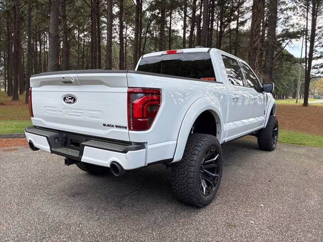 2026 Oxford White Ford F-150 Lariat BLACK WIDOW 4X4 Truck
