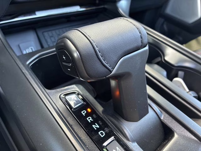 2026 Oxford White Ford F-150 Lariat BLACK WIDOW 4X4 Truck