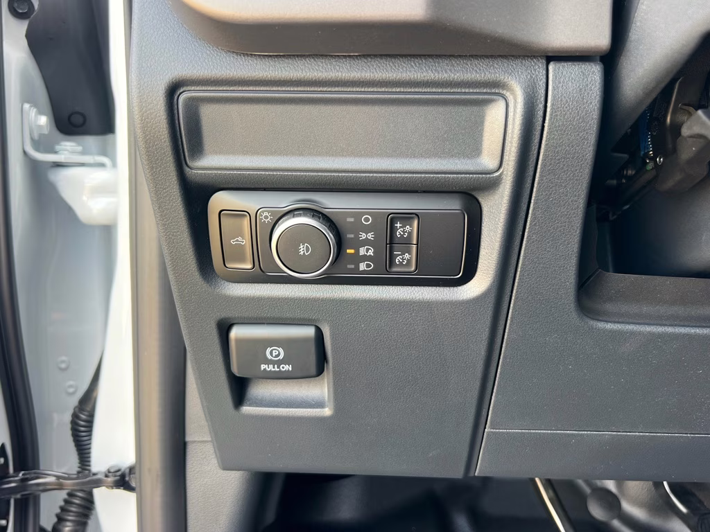 2026 Oxford White Ford F-150 XL 4X4 Truck