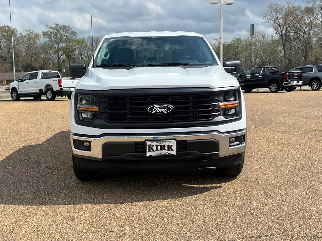 2026 Oxford White Ford F-150 XL 4X4 Truck