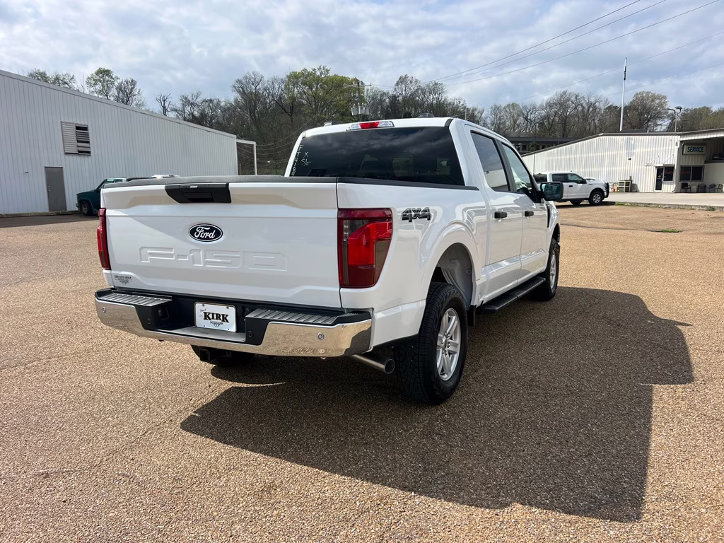 2026 Oxford White Ford F-150 XL 4X4 Truck