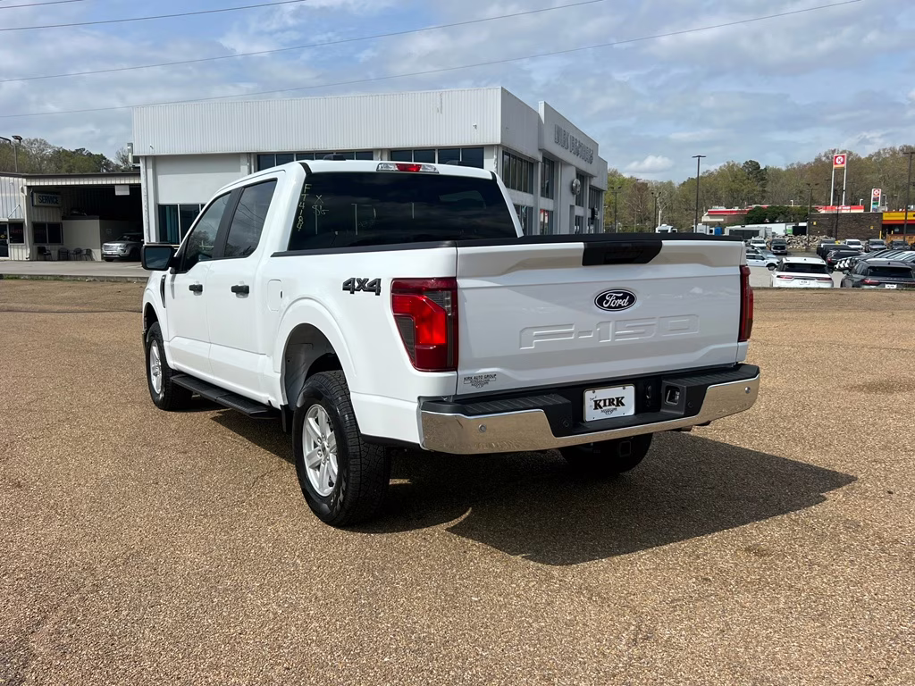 2026 Oxford White Ford F-150 XL 4X4 Truck