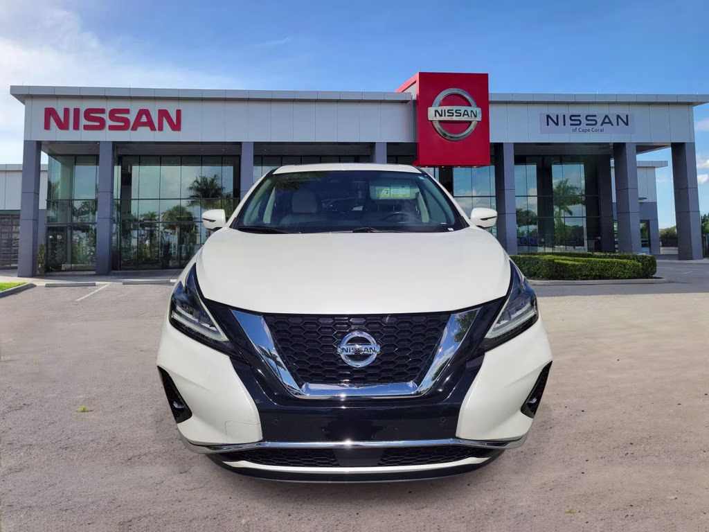 2021 Pearl White Tricoat Nissan Murano SV FWD SUV