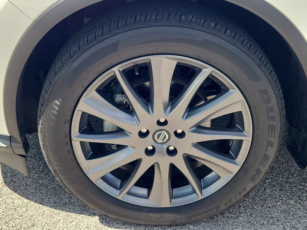 2021 Pearl White Tricoat Nissan Murano SV FWD SUV