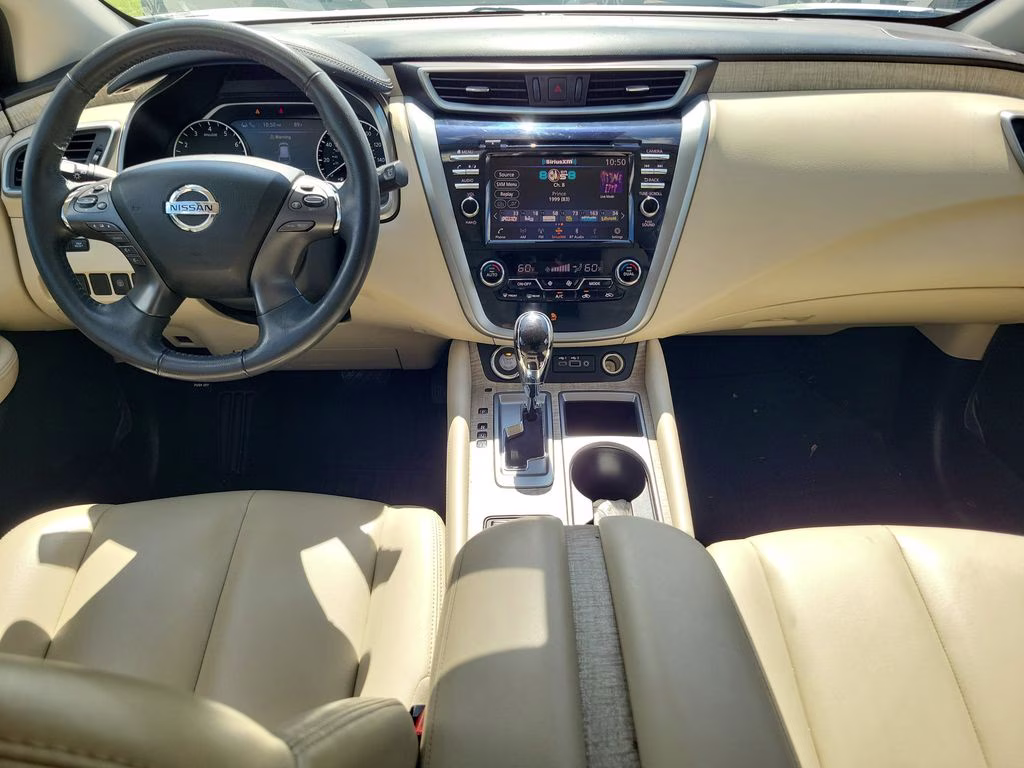 2021 Pearl White Tricoat Nissan Murano SV FWD SUV