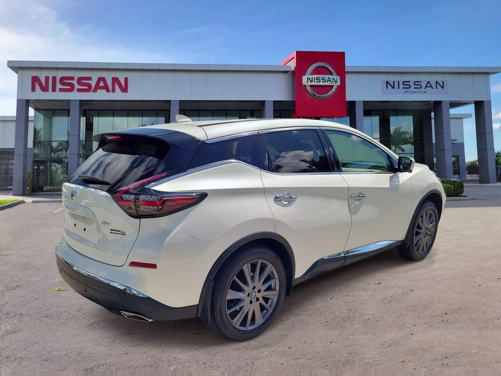 2021 Pearl White Tricoat Nissan Murano SV FWD SUV