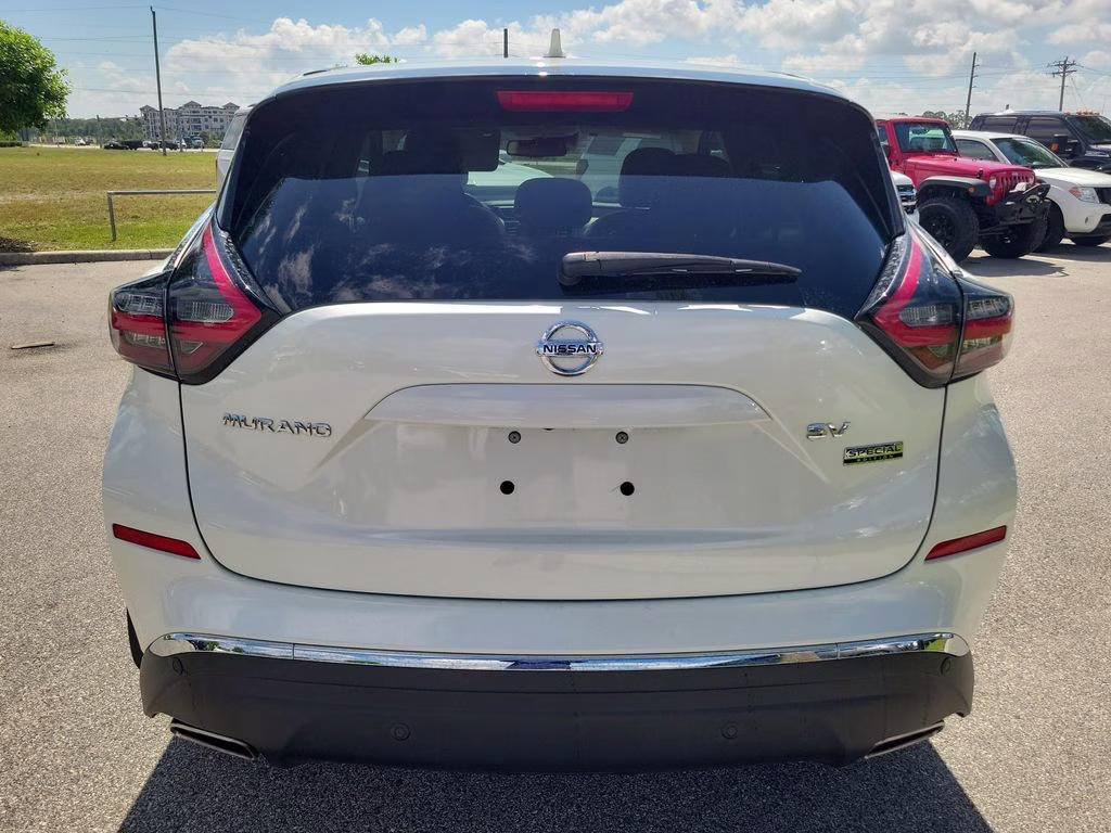 2021 Pearl White Tricoat Nissan Murano SV FWD SUV
